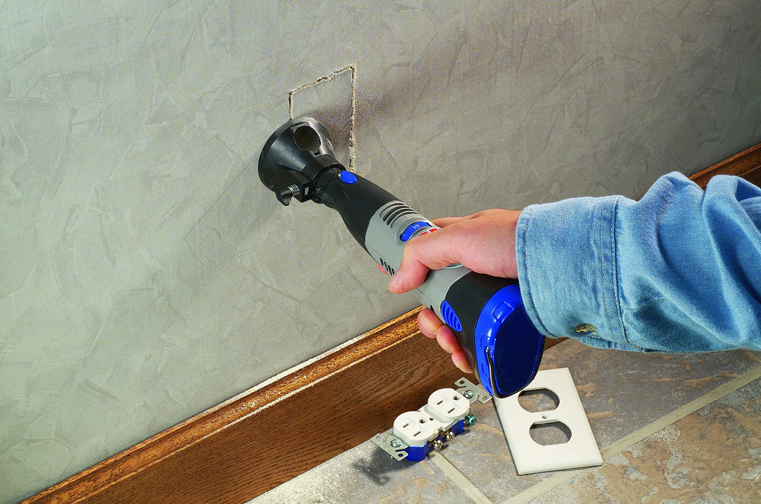 Dremel 561 wielozadaniowa spiralna końcówka do cięcia w multiopakowaniu – 3 końcówki tnące o średnicy roboczej 3,2 mm do cięcia twardych materiałów