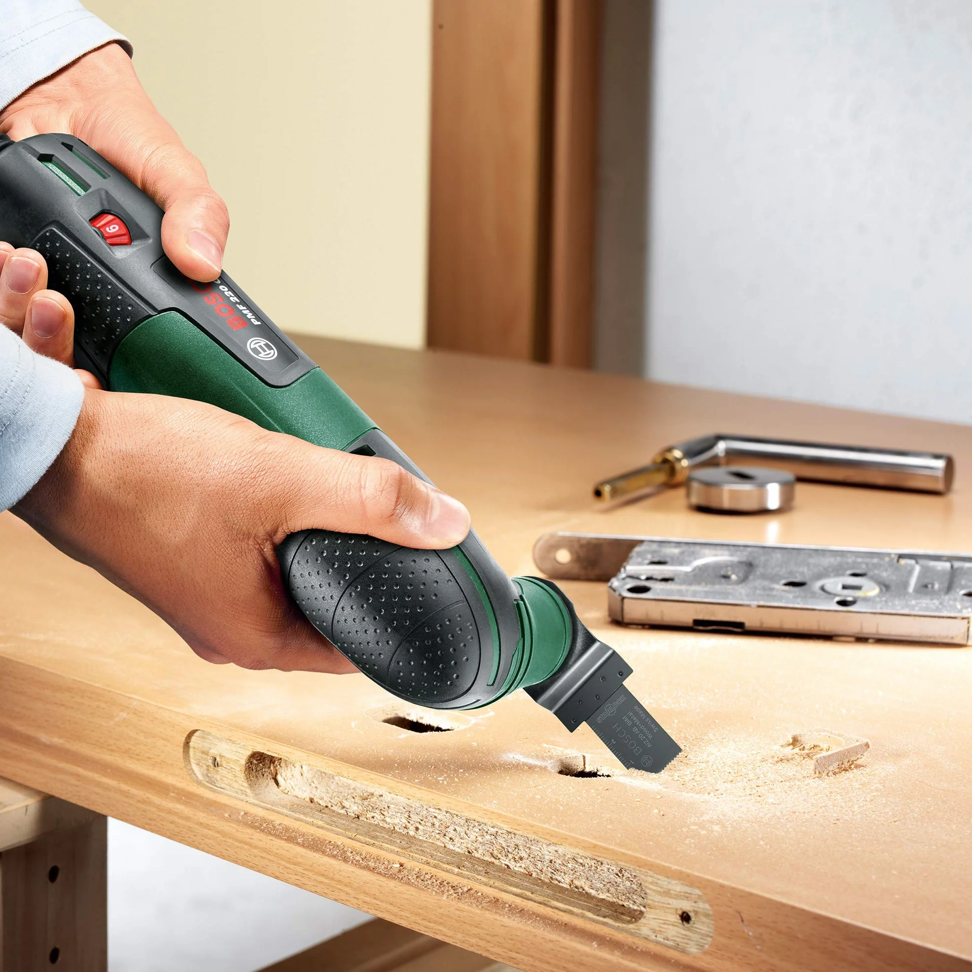Bosch Profesional Promoline AIZ 24 EC Plunge Cut Wood